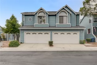 More Details about MLS # 2735870 : 4979 STRAUSS DRIVE