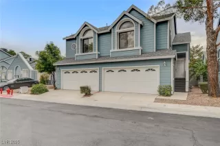 Photo #1: 2735870 Listing 