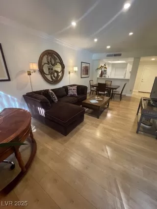 Photo #1: 2735883 Listing 