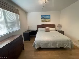 Photo #6: 2735883 Listing 