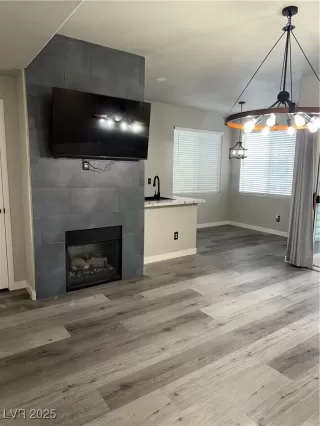 Photo #2: 2735898 Listing 