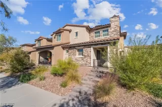 Photo #1: 2735905 Listing 