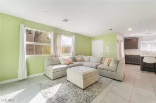 Photo #6: 2735905 Listing 