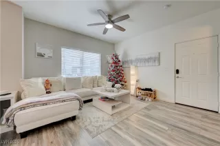 Photo #1: 2735926 Listing 