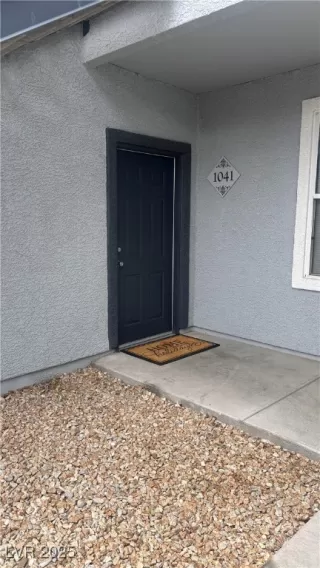 Photo #4: 2735928 Listing 