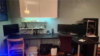 Photo #3: 2735933 Listing