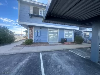 Photo #1: 2735944 Listing 