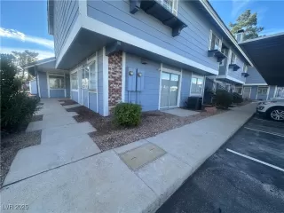 Photo #2: 2735944 Listing 