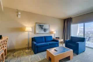 Photo #3: 2735974 Listing