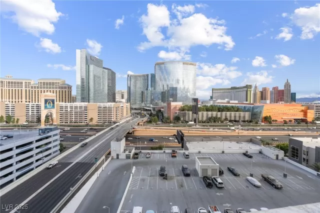 MLS: 2735984 Condo For Sale