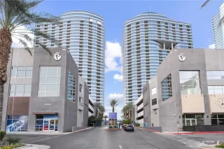 Photo #1: 2735984 Listing 