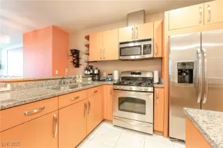 Photo #6: 2735984 Listing 