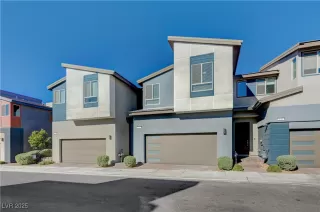 Photo #3: 2736016 Listing