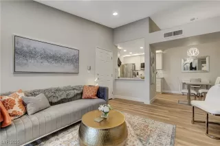 Photo #5: 2736065 Listing 