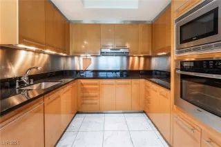 Photo #3: 2736086 Listing 