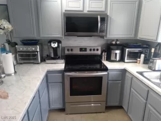 Photo #5: 2736091 Listing 