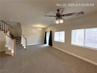 Photo #4: 2736112 Listing 