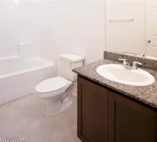 Photo #4: 2736182 Listing