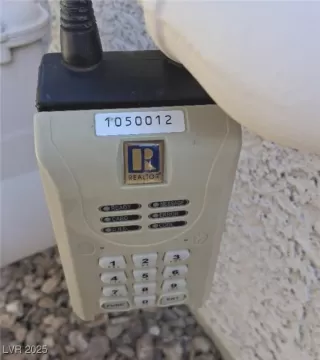 Photo #6: 2736182 Listing