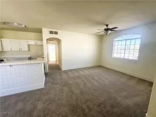 Photo #3: 2736184 Listing 