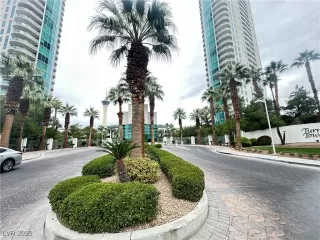 Photo #3: 2736212 Listing