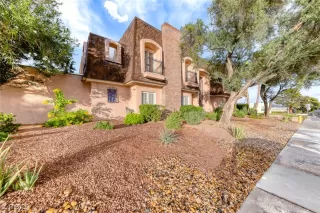 Photo #1: 2736253 Listing 