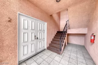 Photo #3: 2736253 Listing 