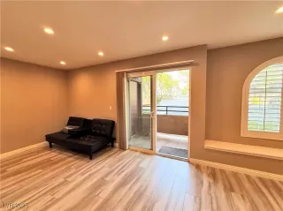 Photo #6: 2736276 Listing 