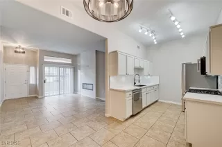 Photo #6: 2736307 Listing 