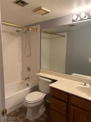 Photo #5: 2736316 Listing