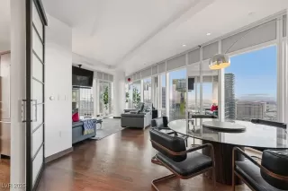 Photo #2: 2736370 Listing 