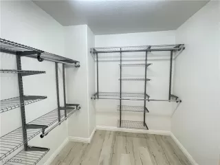 Photo #5: 2736378 Listing 