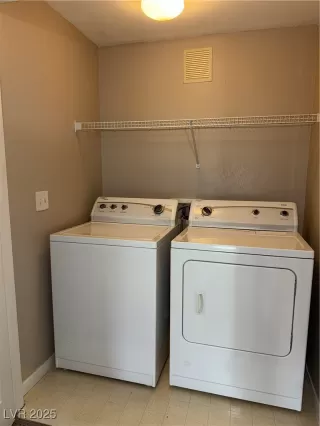 Photo #2: 2736389 Listing 