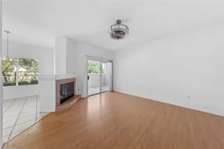 Photo #5: 2736399 Listing 