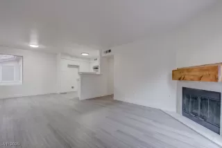 Photo #3: 2736423 Listing 