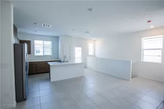 Photo #3: 2736434 Listing 