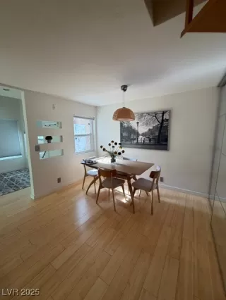 Photo #2: 2736438 Listing 