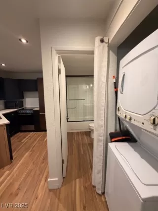 Photo #3: 2736439 Listing 