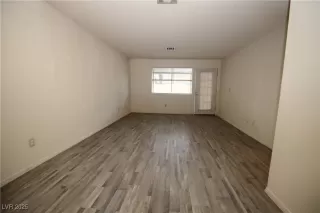 Photo #6: 2736448 Listing 