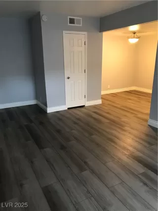 Photo #5: 2736465 Listing 