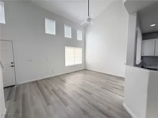 Photo #4: 2736467 Listing 