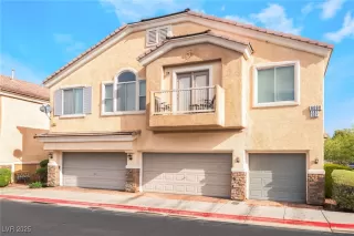 Photo #2: 2736527 Listing 