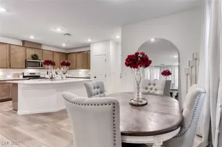 Photo #6: 2736565 Listing 