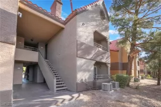 Photo #1: 2736577 Listing 