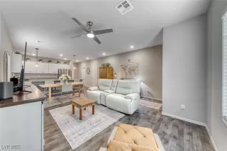 Photo #2: 2736583 Listing 