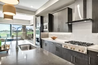 Photo #6: 2736589 Listing 