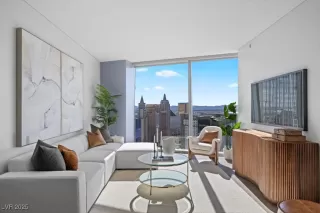 Photo #2: 2736604 Listing