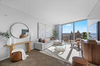 Photo #4: 2736604 Listing