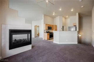 Photo #2: 2736645 Listing 