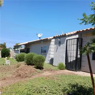 Photo #3: 2736661 Listing 